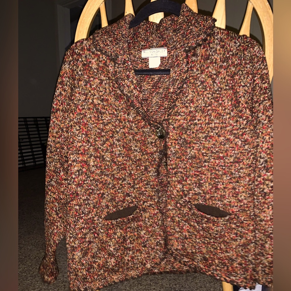Good condition, it’s soft not itchy